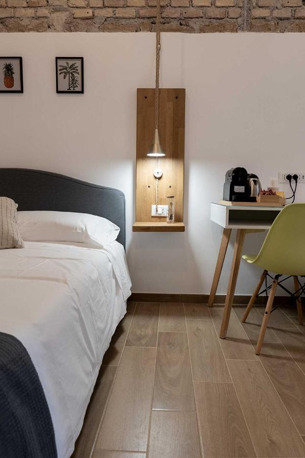 Smart Guesthouse Termini โรม ภายนอก รูปภาพ